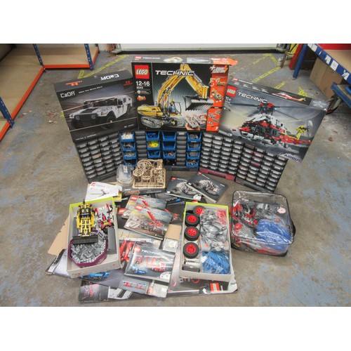 506 - LEGO TECHNIC, large quantity of parts, with instructions/boxes for various models to include 8043 Ex... 