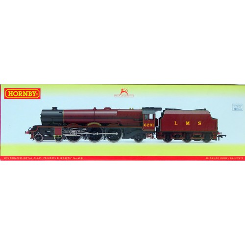 152 - HORNBY (China) 00 gauge R3709 Princess Royal Class 4-6-2 “Princess Elizabeth” Loco and Tender No. 62... 