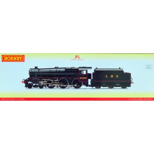 153 - HORNBY (China) 00 gauge R3616 Class 5 4-6-0 Loco and Tender No. 5089 LMS lined black with Paperwork.... 