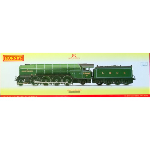 175 - HORNBY (China) 00 gauge R3207 Class P2 2-8-2 “Cock O’ The North” Loco and Tender No. 2001 LNER lined... 