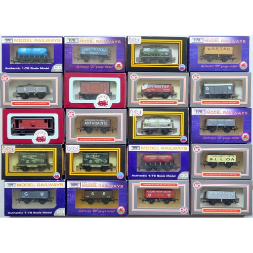 209 - DAPOL 00 gauge 20 x Goods Rolling Stock to include: Tankers, Private Owner, 7-Plank plus others. Mos... 