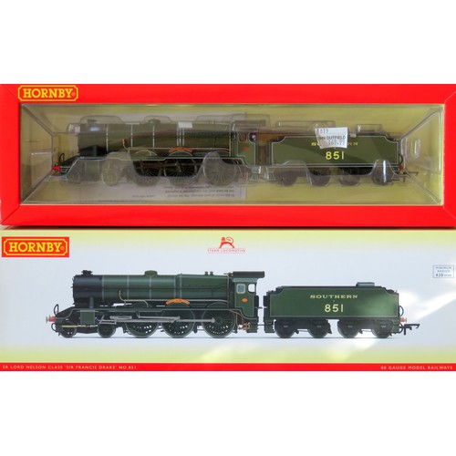 257 - HORNBY (China) 00 gauge R3634 Lord Nelson Class 4-6-0 “Sir Francis Drake” Loco and Tender No. 851 So... 