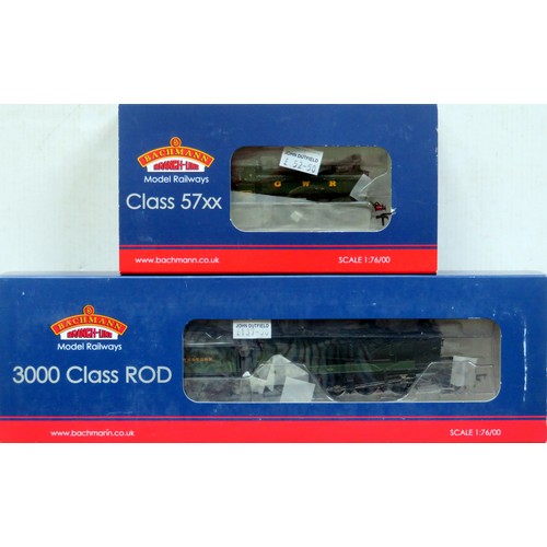 324 - BACHMANN 00 gauge GWR Locos comprising: 31-129 3000 Class ROD 2-8-0 Loco and Tender No. 3031 GWR gre... 