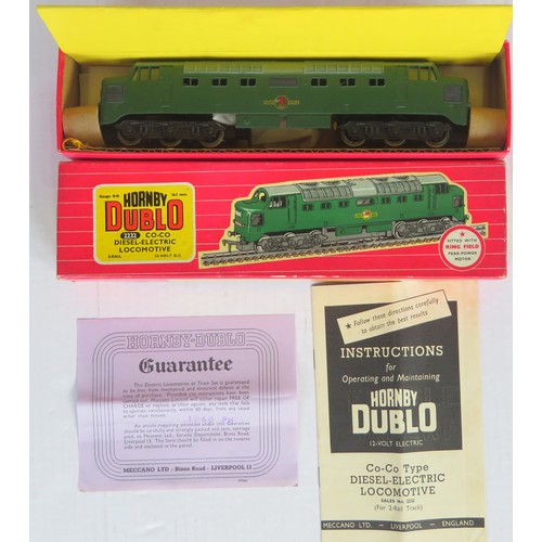70 - HORNBY DUBLO 2-rail 2232 Co-Co Diesel Electric Loco BR green with Instructions, Tested Tag and Guara... 