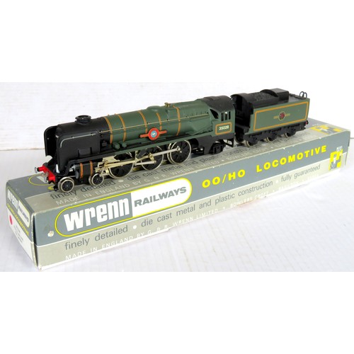 430 - WRENN W2238 Rebuilt Merchant Navy Class 4-6-2 “Clan Line” Loco and Tender No. 35028 BR lined green l... 