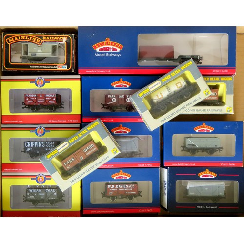 439 - BACHMANN / OXFORD RAIL / WRENN / MAINLINE 00 gauge 13 x Goods Rolling Stock (6 x Bachmann, 1 x Mainl... 