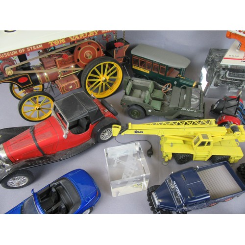 427 - UNBOXED MODELS to include Airfix Fowler Steam Engine, 1/18 Original Classics Dennis Fire Engine. Kyo... 