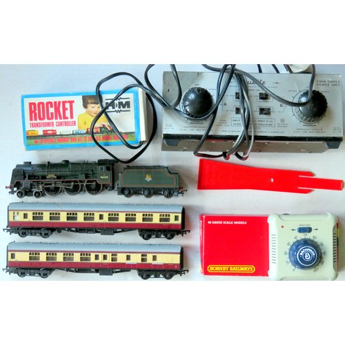 491 - BACHMANN / MAINLINE / HORNBY / H&M Loco, Coaches and Accessories to include: Bachmann Royal Scot Cla... 