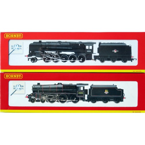 534 - HORNBY (China) 00 gauge BR Steam Locos comprising: R2105B Class 9F 2-10-0 Loco and Tender No. 92139 ... 