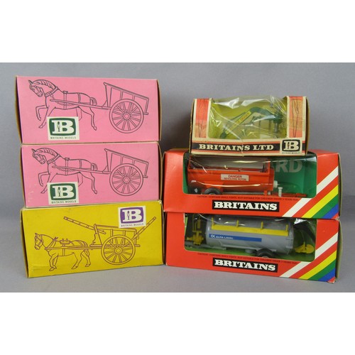 192 - BRITAINS FARM MODELS to include 2x 9500 Farm Cart, 9505 Tumbler Cart, 9600 Post Hole Digger, 9568 Ro... 