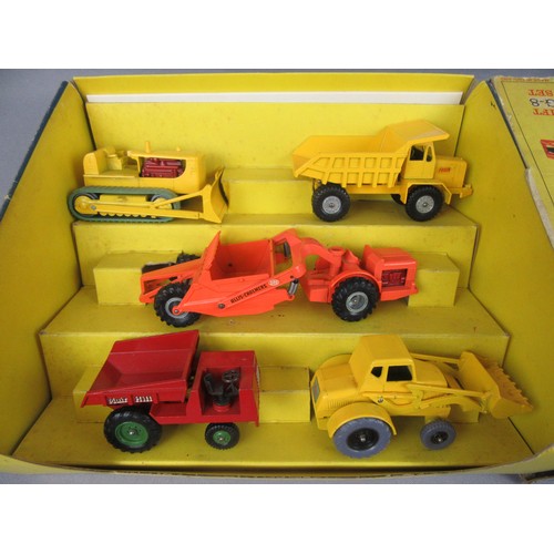 429 - Matchbox King Size G8 Construction Gift Set containing (1) K1 Weatherill Hydraulic Excavator, (2) K2... 