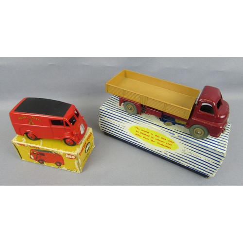 445 - DINKY TOYS 922 Big Bedford Lorry, Maroon/Tan, Near Mint in Excellent Box, and 218 Royal Mail Van, Ne... 