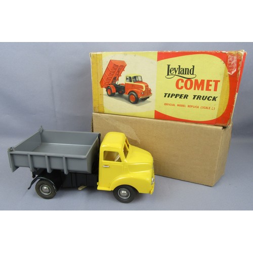 485 - VICTORY INDUSTRIES Electric Scale Model Leyland Comet Tipper Truck. Near Mint (untested) in a Fair b... 