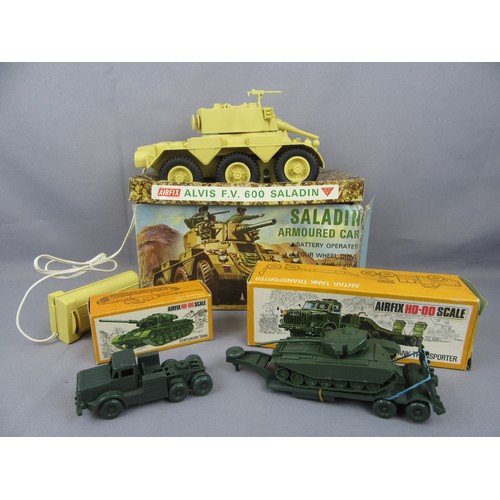 487 - AIRFIX Pattern 1717 - 1/24th Scale Saladin Armoured Car, 1968, comprising of Battery Operated Remote... 