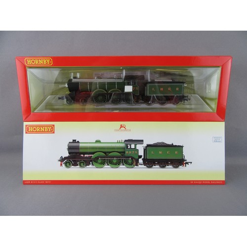 555 - Hornby (China) R3430 LNER lined Apple green B12 Class loco No 8573.  Mint in Mint Box Complete with ... 