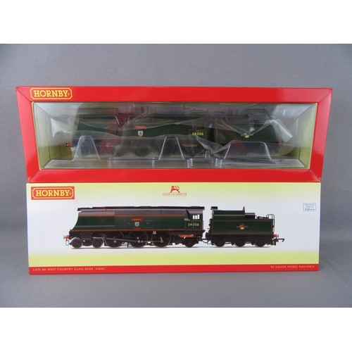 565 - Hornby (China) R3310 4-6-2 BR green Streamlined West Country Class No 34006 “Bude”. Mint in Mint Box... 