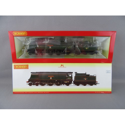 567 - Hornby (China) R3638 4-6-2 BR green Streamlined West Country Class No 34019 “Bideford”. Mint in Mint... 