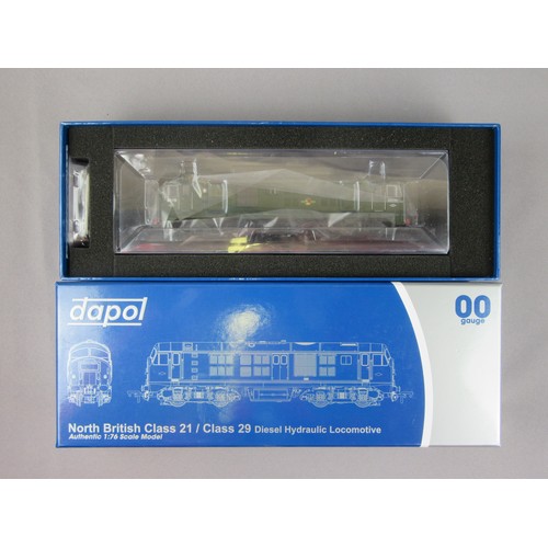 587 - Dapol OO Gauge 4D-025-003 Bo-Bo BR green Class 21 Diesel loco No D6116. Mint in Mint Box.