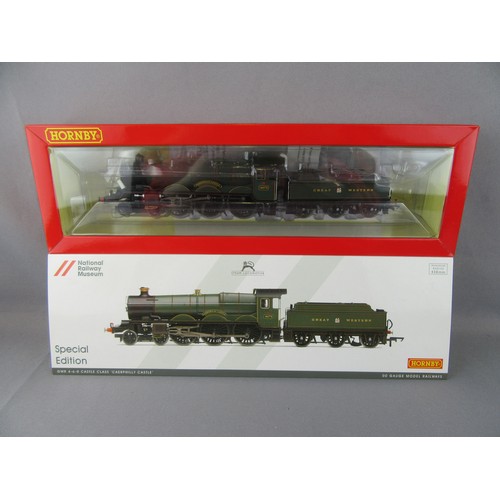 597 - Hornby (China) R3237 4-6-0 GWR lined green Castle class loco No 4073 “Caerphilly Castle” This is a N... 