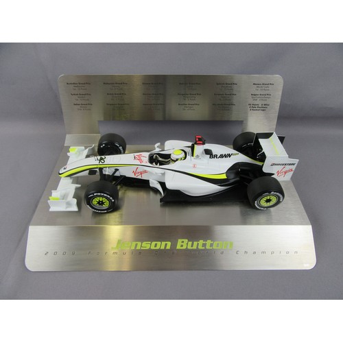 5 - MINICHAMPS (Pauls Model Art) 1:18 Formula 1, Brawn GP BGP001, Jenson Button, World Champion 2009, on... 