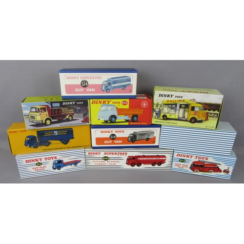 97 - ATLAS EDITIONS ‘DINKY TOYS’ group to include English and French Trucks/Lorries. Mint in Near Mint to... 