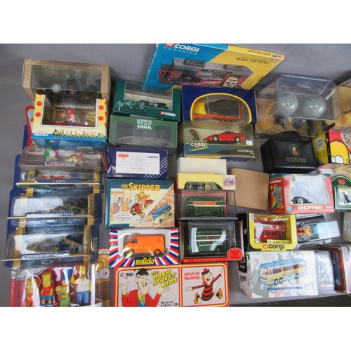 585 - MIXED DIECAST & TOYS to include Corgi, Lledo, The Simpsons, Toy Story, Lego and others. Near Mint to... 