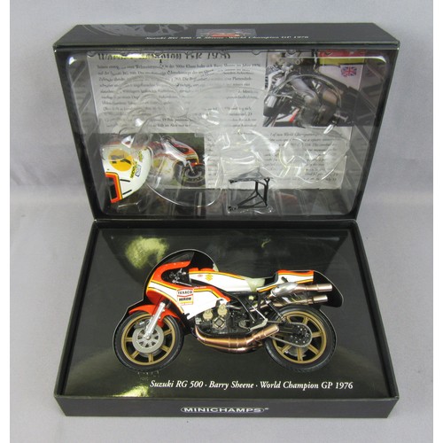 23 - MINICHAMPS (Pauls Model Art) Classic Bike Collection 1:12 Barry Sheene 1977 Suzuki RG500. Mint in Ne... 