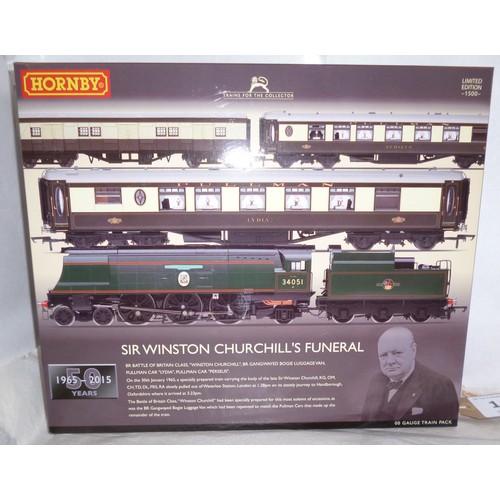 117 - Hornby (China) R3300 (Limited Edition) Sir Winston Churchill’s Funeral Train Pack containing 4-6-2 B... 