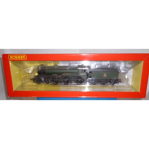 80 - Hornby (China) 4-6-0 BR lined green B17 Class loco professionally Renumbered 61643 & Renamed “Champi... 