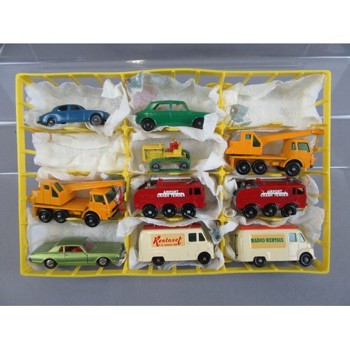 23 - MATCHBOX 1-75 Regular Wheels, group of 22 in plastic carry case to include 5x No.70 Thames Trader, 2... 