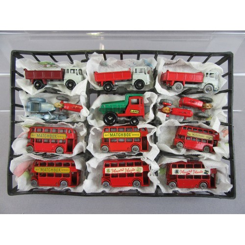 33 - MATCHBOX 1-75 Regular Wheels, group of 29 in plastic carry case to include 6x No.5 London Bus, 3x No... 