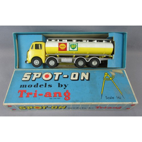 TRI-ANG SPOT-ON #110/4 AEC Major Tanker, yellow & white, “Shell / BP” labels. Near Mint (would benefit from careful cleaning) in an Excellent Box.