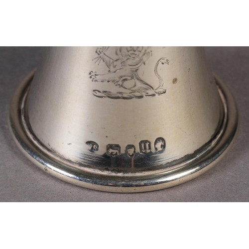 281 - A VICTORIAN SILVER HUNTING HORN of conventional form bearing presentation inscription 'Presented to ... 