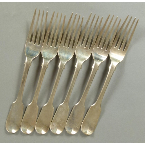 315 - A SET OF SIX WILLIAM IV FIDDLE PATTERN TABLE FORKS engraved with a crest, by Adey Bellamy Savory, Lo... 