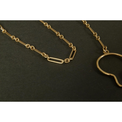 365 - A GENTLEMAN'S WATCH CHAIN c.1930 in 9ct gold figaro links with button hole fitting, approximate leng... 