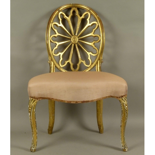 511 - A GEORGE III GILTWOOD SINGLE CHAIR in Robert Adam style, the concave oval back finely pierced and ca... 