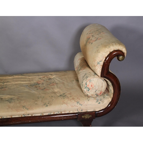 517 - A REGENCY FAUX ROSEWOOD DECORATED BEECH S-SCROLL ARM DAY BED c.1820, upholstered in floral chintz, s... 