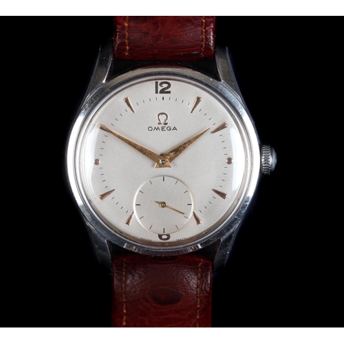 108 - An Omega gentleman's stainless steel oversize wristwatch c.1950, manual jewel lever movement, silver... 