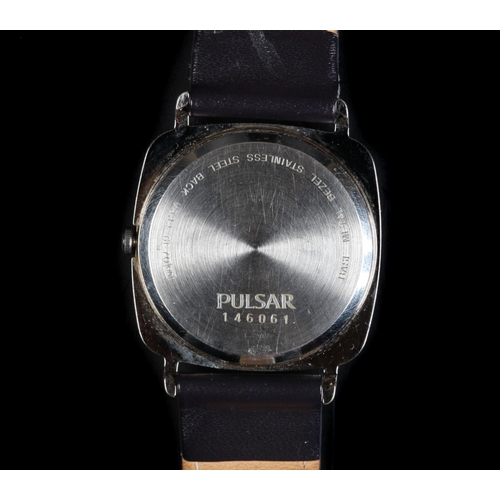 129 - A Pulsar gentleman's stainless steel wristwatch, quartz movement, white dial, black Arabic shadow nu... 