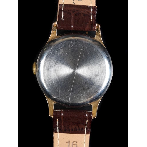 160 - A Smiths De Luxe gentleman's gold plated wristwatch c.1960, manual, 17 jewel lever movement, black d... 