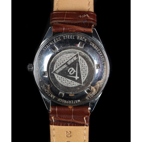 24 - An Atlantic gentleman's Worldmaster original stainless steel wristwatch c.1965 manual jewel lever mo... 
