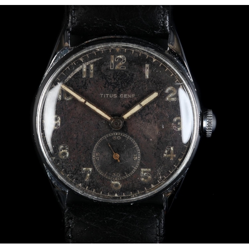 7 - A Titus Gen F gentleman's stainless steel wristwatch c.1940, manual jewel lever movement, black dial... 