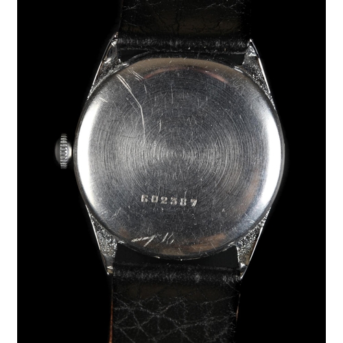 7 - A Titus Gen F gentleman's stainless steel wristwatch c.1940, manual jewel lever movement, black dial... 