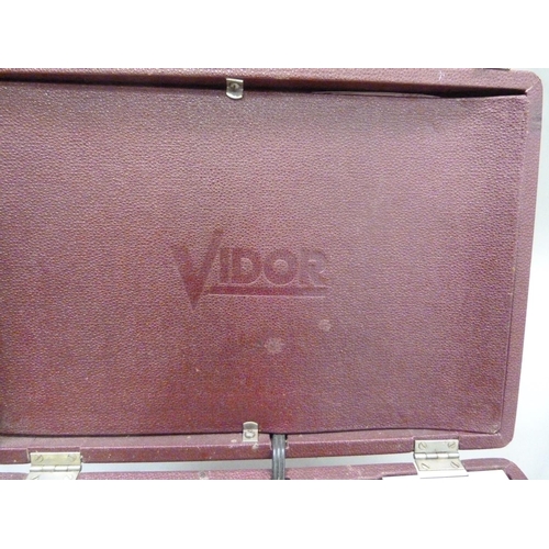 29 - A Vidor portable wireless, late 40s/early 50s, with beige metal fascia and Bakelite control knobs, 2... 