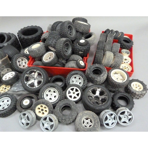 38 - A quantity of spare model wheels and tyres of various sizes (box)