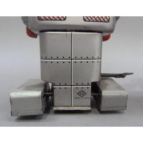 42 - SY Toys (Yoneya) Japan clockwork tin plate robot, c.1960s, with sparking action (no plastic window t... 