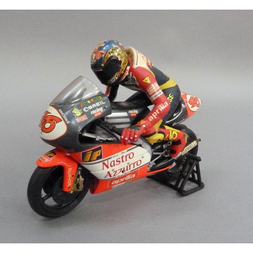 79 - Minichamps 1:12 Aprilia 250ccm Valentino Rossi Assen GP 1998, boxed and Valentino Rossi figurine GP2... 