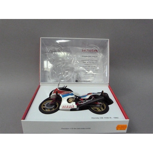 92 - Minichamps 1:12 Honda CB 1000R 1982, boxed