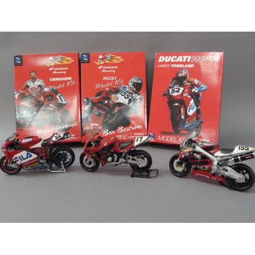 94 - Newray 1:12 model kits, Ducati 999 F04 James Toseland; Honda Racing RC51n Ben Boston and Honda Racin... 