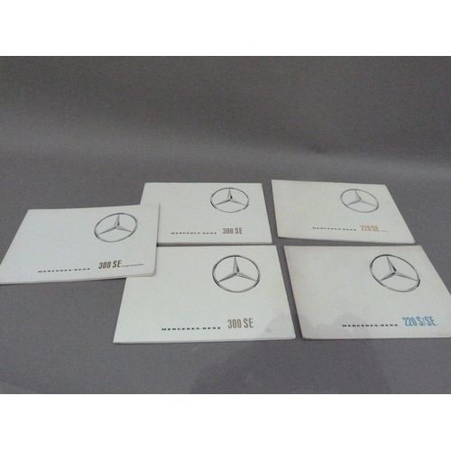 138 - Mercedes-Benz: collection of dealer's brochures, c.1970 to include 220SE/Coupe, 300SE/Coupe/Converti... 